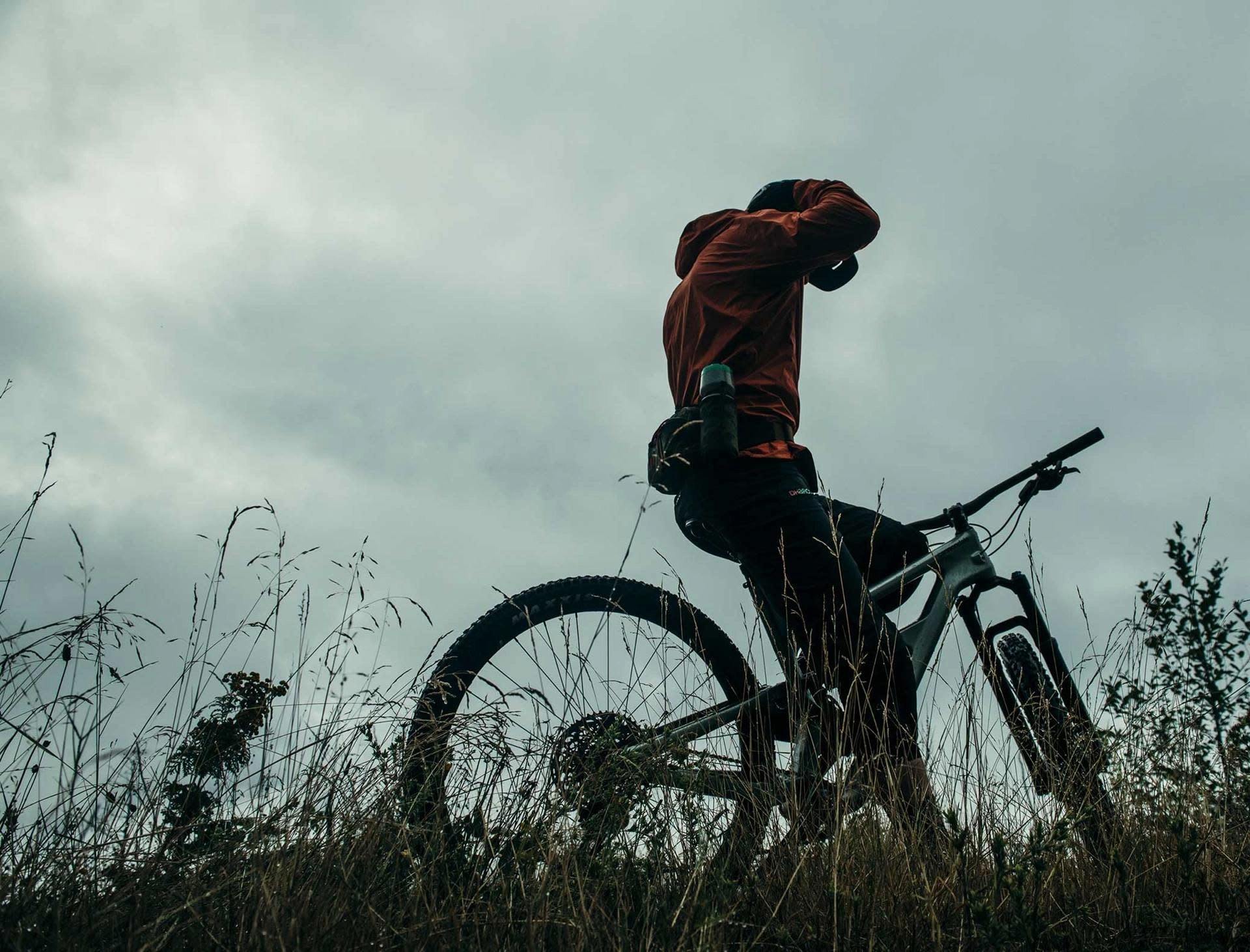 Bicicleta Cannondale Habit 1 Carbon Stealth Grey 5 Bicicleta Cannondale Habit 1 Carbon Stealth Grey - Imagen 5