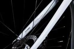 Bicicleta Cube Attain Pro Sky Grey Sora -Bicicletas Ventas 2023 bicicleta cube attain pro sky grey sora 4