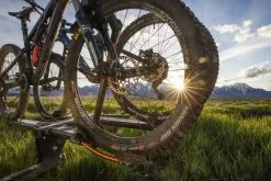 Kuat NV 2.0 Rack De Tiron 2 Bicicletas Negro/Gris 9 Kuat NV 2.0 Rack De Tiron 2 Bicicletas Negro/Gris -Bicicletas Ventas 2023 kuat nv 20 rack de tiron 2 bicicletas negro gris 2