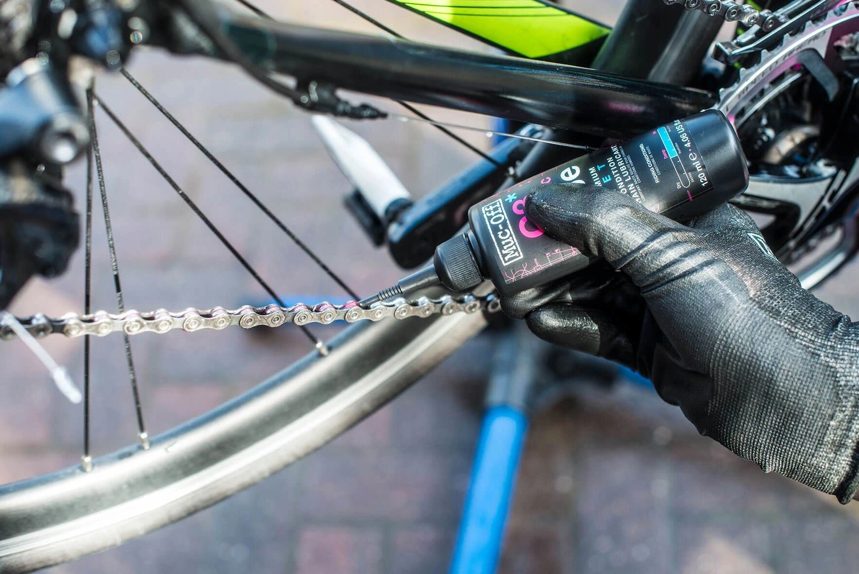 Muc-Off Lubricante Ceramico Humedo C3 120Ml 3 Muc-Off Lubricante Ceramico Humedo C3 120Ml - Imagen 3